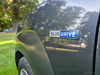 Hyundai KONA electric 150 Premium+ 64kWh tep.cerpadlom - 14