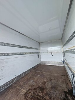 Mercedes Benz-Sprinter - 14