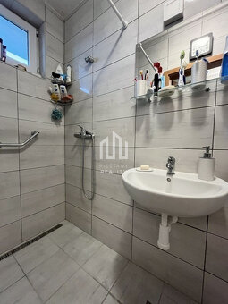 NOVÁ CENA 4-izbový RD s potenciálom ďaľšieho 3i domčeka na - 14