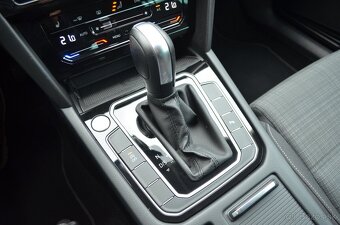 VOLKSWAGEN PASSAT 2.0 TDI 2022 DSG VIRTUAL KAMERA odp. DPH - 14