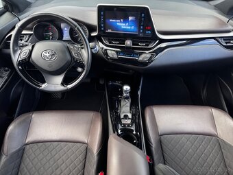 Toyota C-HR 1.8 Hybrid Executive E-CVT FWD - 14