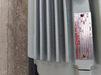 Kompresor orlik PKS 50 ,3 valec 300 litrov - 14