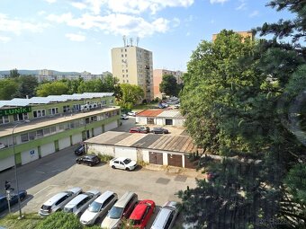 Murovaná Garáž s pozemkom 20 m² / Považská ul. - Zuzkin park - 14