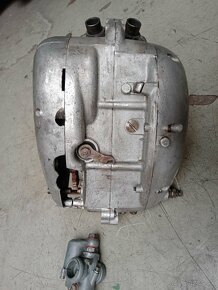 Kryt karburátoru a motor  jawa 150/351,352 - 14