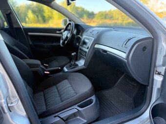 Škoda Octavia 2 facelift 4x4 nová STK - 14