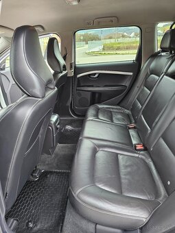 Volvo XC70 2.4 AWD 123300km 2016 - 14