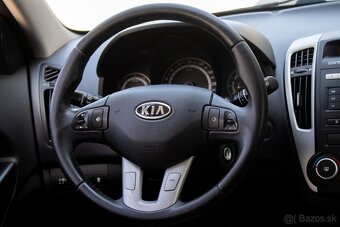 Kia Cee´d SW 1.6 CRDi - 14