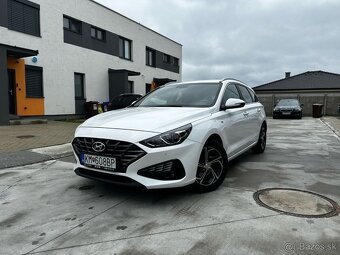 Hyundai i30 combi na predaj - 14