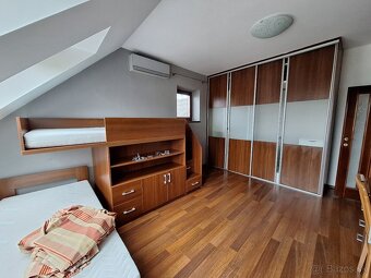 2390 NA PRENÁJOM EXKLUZÍVNY APARTMÁN S PEKNÝM VÝHĽADOM - 14