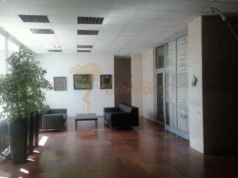 Kancelárie, Drieňová ul., Ružinov, 1 x 12,5 m2 a 1 x 25 m2 - 14