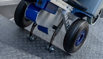 Elektrická rudla a pásový schodolez (nosnosť do 420 kg) - 14