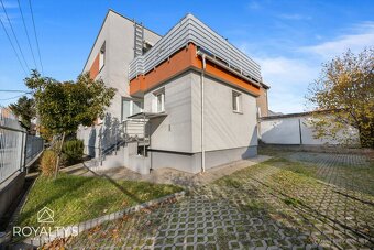 Slnečný 2 - izbový byt s veľkou pivnicou 26 m² - 14