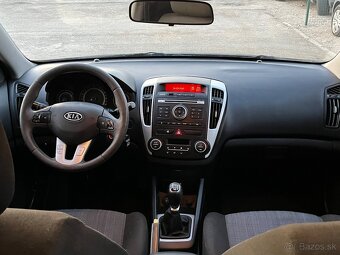 KIA Ceed Combi 1.6 CRDi = 85kW r.v 2012, Top Stav = - 14
