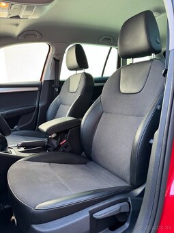 ŠKODA OCTAVIA COMBI, STYLE, 1,0TSI, MANUÁL, 1/2020 - 14