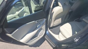 Volvo V40 Cross Country T4 2.0L Ocean Race Geartronic AWD - 14
