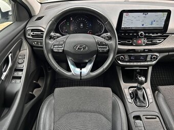 Hyundai i30CW 1.5 T-GDi mHEV 118kW AT7 STYLE - 14
