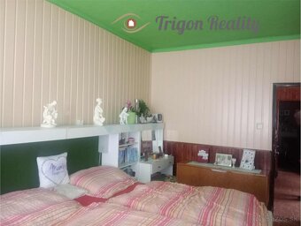 KOLÁROVO - 5 IZBOVÝ RODINNÝ DOM - 14