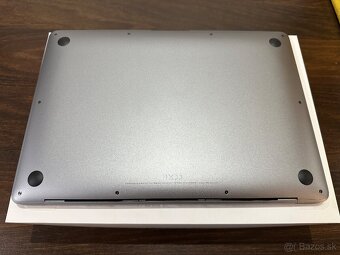 MacBook Air M1 13" 8/256 GB - 100% batéria a stav - 14