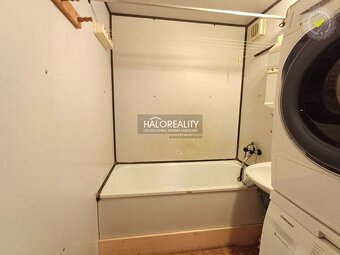 HALO reality - Predaj, trojizbový byt Handlová, Mostná  - ZN - 14