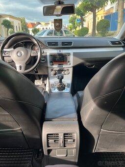 Predám VW PASSAT CC 3.6 FSi 4X4 DSG - 14