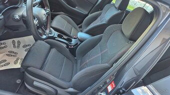 Hyundai i30 CW 1.5 T-GDi mHEV N Line DCT PANORAMA - 14