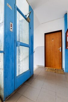 "REZERVOVANÝ" Ponúkam na predaj 3 izbový byt, Dargovských  - 14