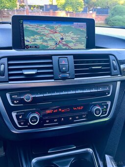 BMW 320D Luxury - 14
