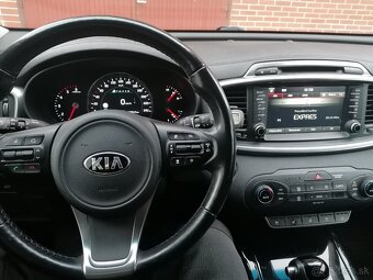 Kia Sorento - 14