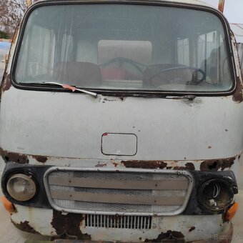 Trojnapravové auto - 14