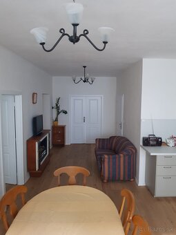 Prenájom Staré Mesto Grösslingová Bratislava - 14
