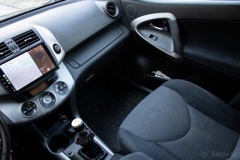 Toyota RAV4 2.2 D-4D 135 Sol - 14