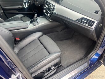 BMW rad 5 xDrive Sport Line diesel combi - 14