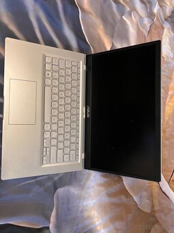Asus Vivobook X415 - 14