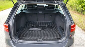 Volkswagen Passat Variant 2.0 TDI Highline DSG - 14