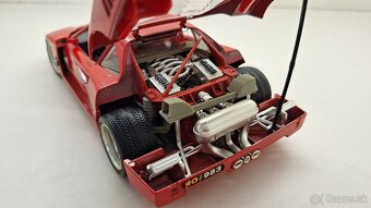 1:18 FERRARI F40 - 14