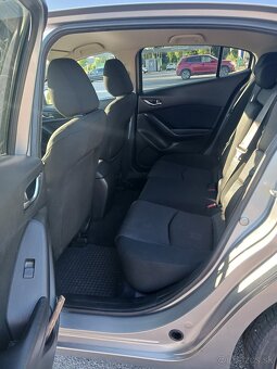 Mazda 3 hatchback, 2.0 benzín, automat - 14