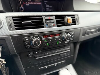 BMW Rad 3 Touring 335i  xDrive A/T - 14