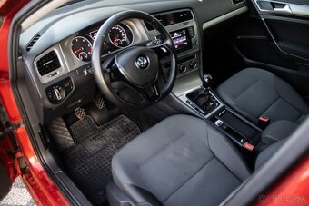 Volkswagen Golf Variant 1.6 TDI BlueMotion Comfortline - 14