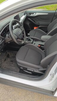 Ford FOCUS Combi - 14