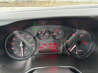 ✅IVECO DAILY 7-miestny VALNIK - 14