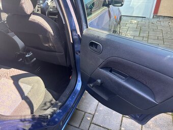Ford Fiesta 1,4 TDi rok vyroby 2006 - 14