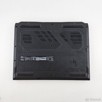 Acer Nitro V 16 - Ryzen 7 8845HS / 16GB / GeForce RTX 4060 - 14