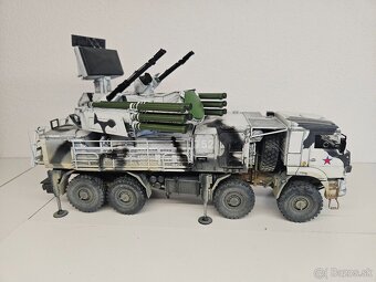Modely vojenskej techniky, tanky 1/35, lietadla 1/48 - 14