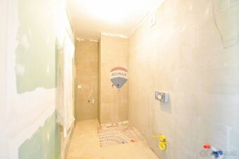 PREDAJ, 2-izbový byt, balkón, 60 m2 + Parking, Stará Lesná,  - 14