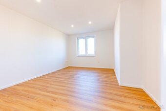 Rodinný dom na predaj - REZERVOVANÉ, Nové Mesto nad Váhom - 14