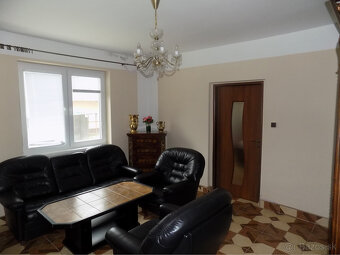 Na predaj 3 izb. dom s letnou kuchynkou  v Tvrdošovciach  . - 14