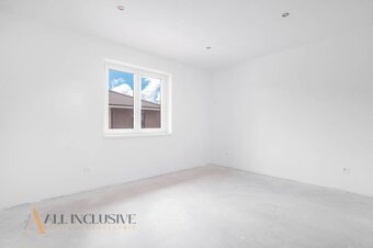 ALL INCLUSIVE l NA PREDAJ 4 IZBOVÉ DVOJDOMY, LEN 20 MIN OD Š - 14