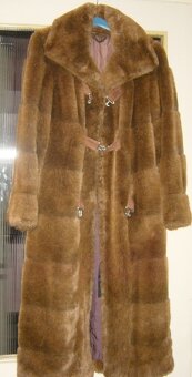 Dámska zimná bunda s kapucňou béžová - 14