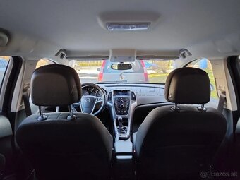 --REZERVOVANÉ-- Opel Astra 1.7CDTi Sports Tourer - 14