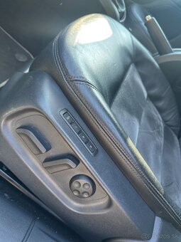 Škoda Octavia Combi Laurin Klement 2.0 TDI 103kW, MOD.2011 - 14